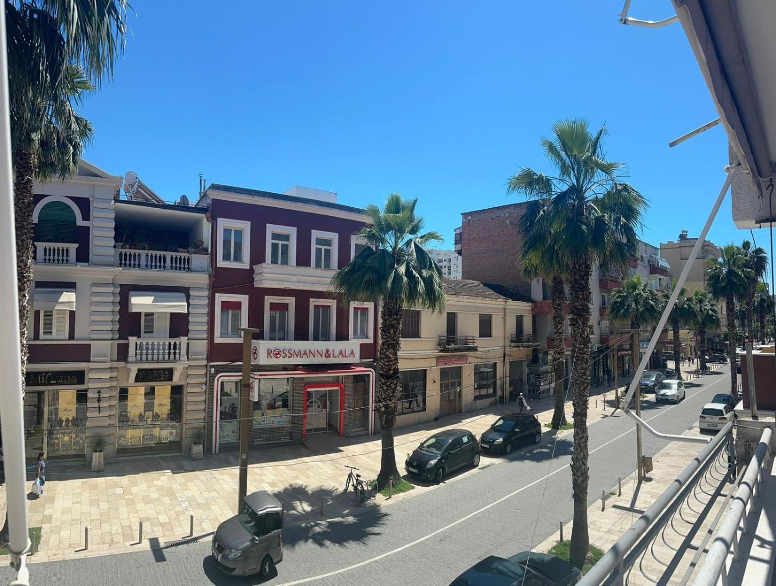 City Center Apartment Durres Luaran gambar